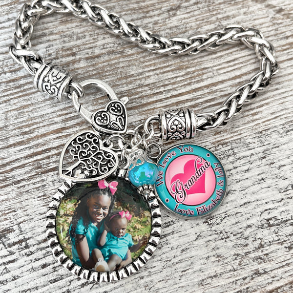 We Love You Grandma Bracelet with Children's Names-Custom Photo Grandma Gift-Christmas Gifts for Grandma-Nana Gift-Mimi-Great Grandma