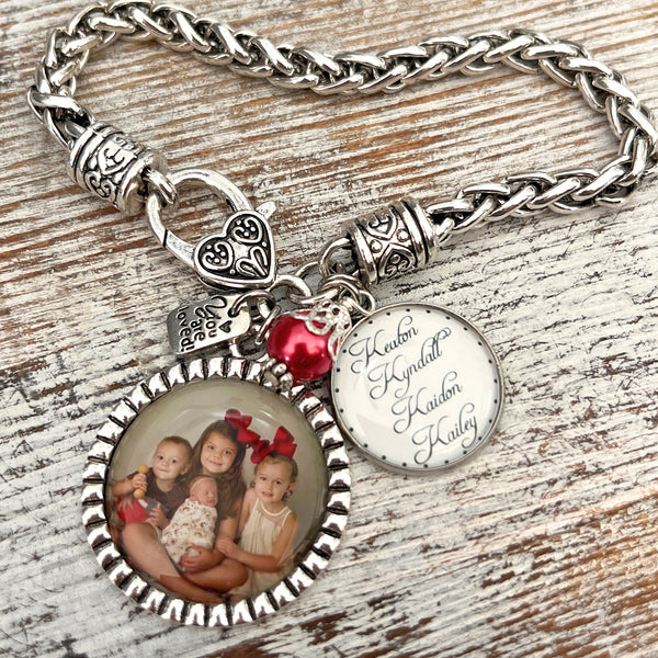 Mom or Grandma Bracelet with Children's Names-Custom Photo Mom Gift-Christmas Gifts for Grandma-Nana Gift-Mimi-Great Grandma-Gigi-Aunt
