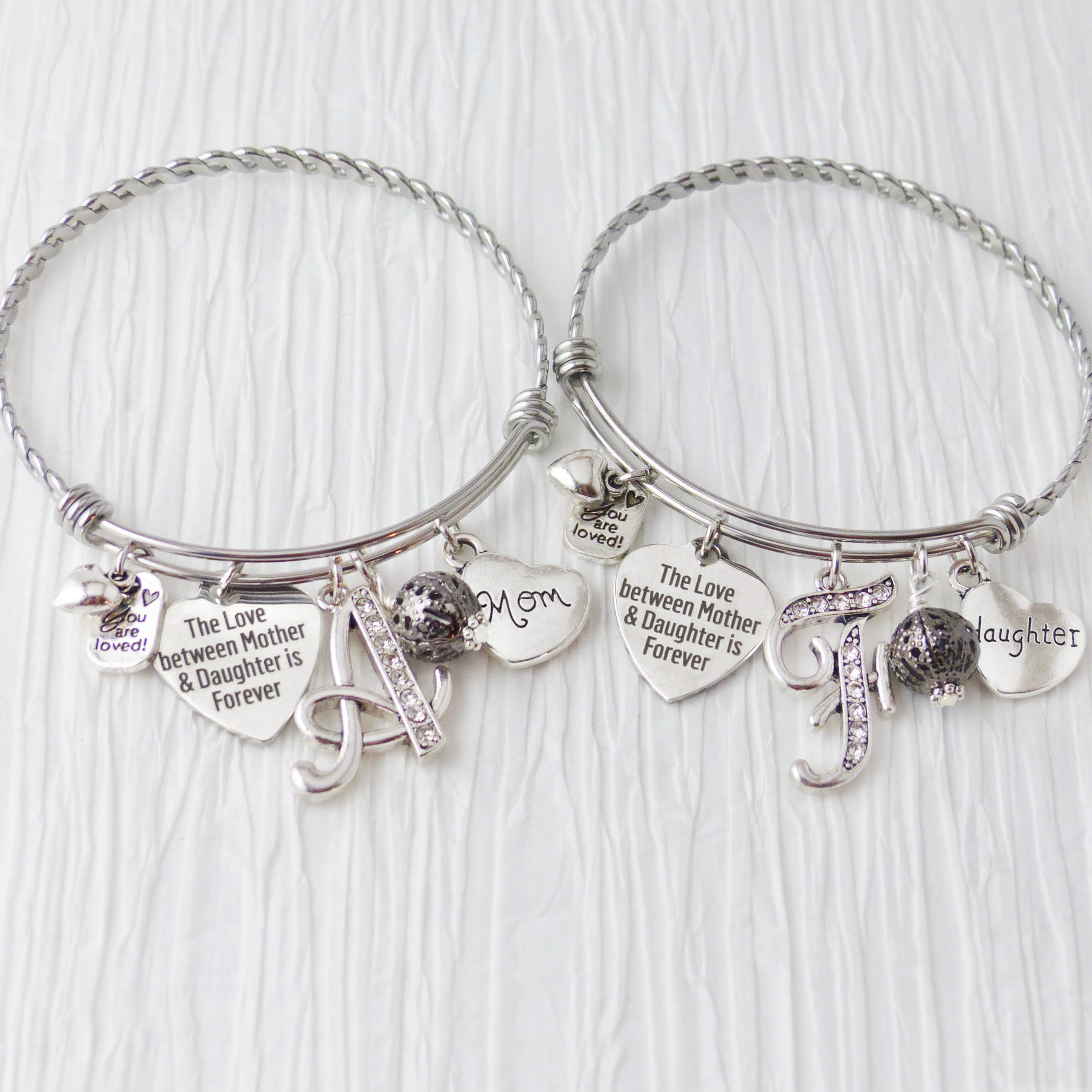Mother Daughter Bracelets-The love between a mother and daughter is forever-Mother Daughter Jewelry,Personalized Bracelet-Mother's day gift