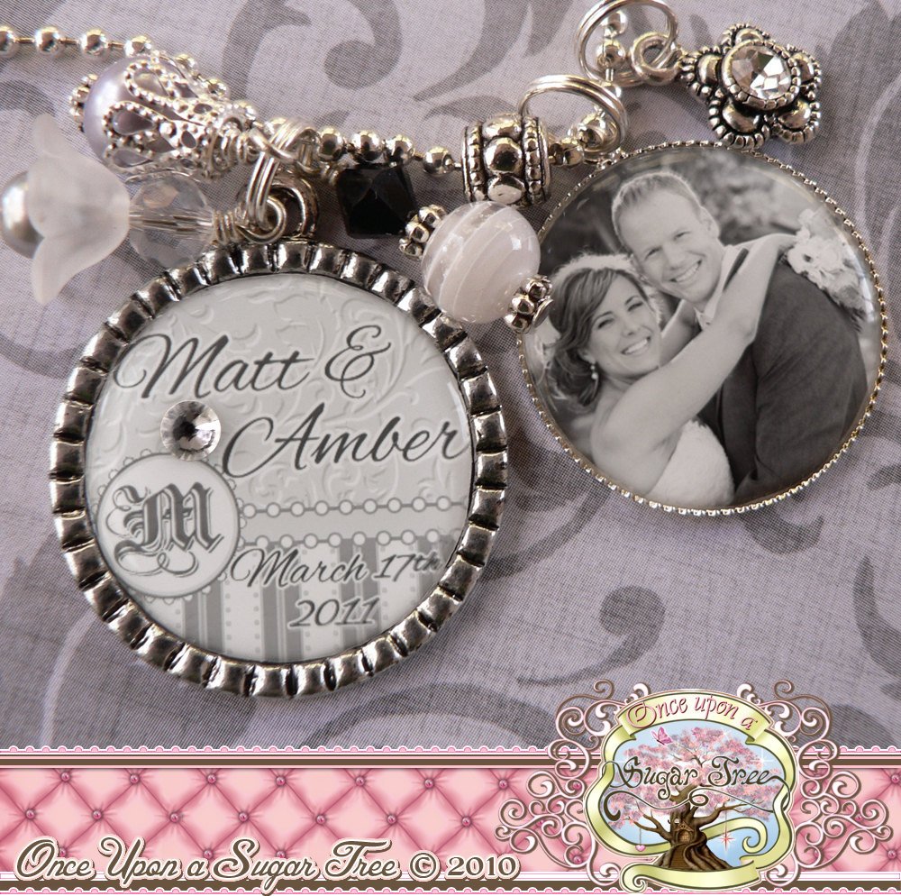 Personalized WEDDING Bezel Necklace with Photograph, Bridal Engagement, Bottle cap, Initial, Bridesmaids Gifts, Wedding, Bridal Shower
